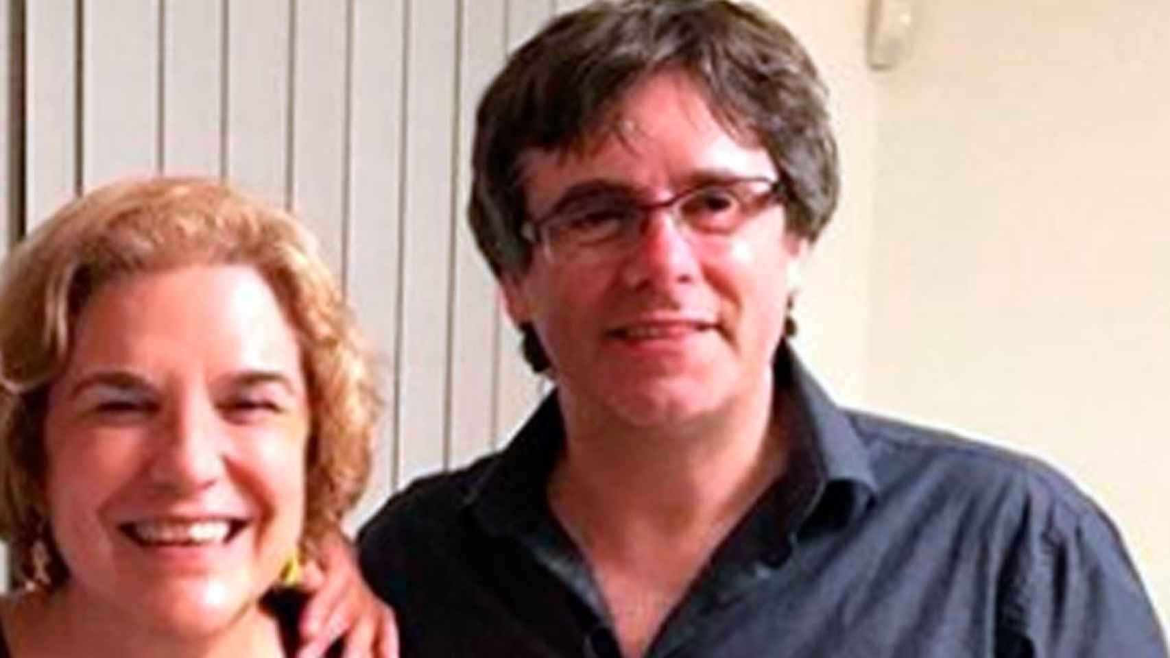 La tertuliana y escritora Pilar Rahola y el expresidente catalán Carles Puigdemont / INSTAGRAM PILAR RAHOLA