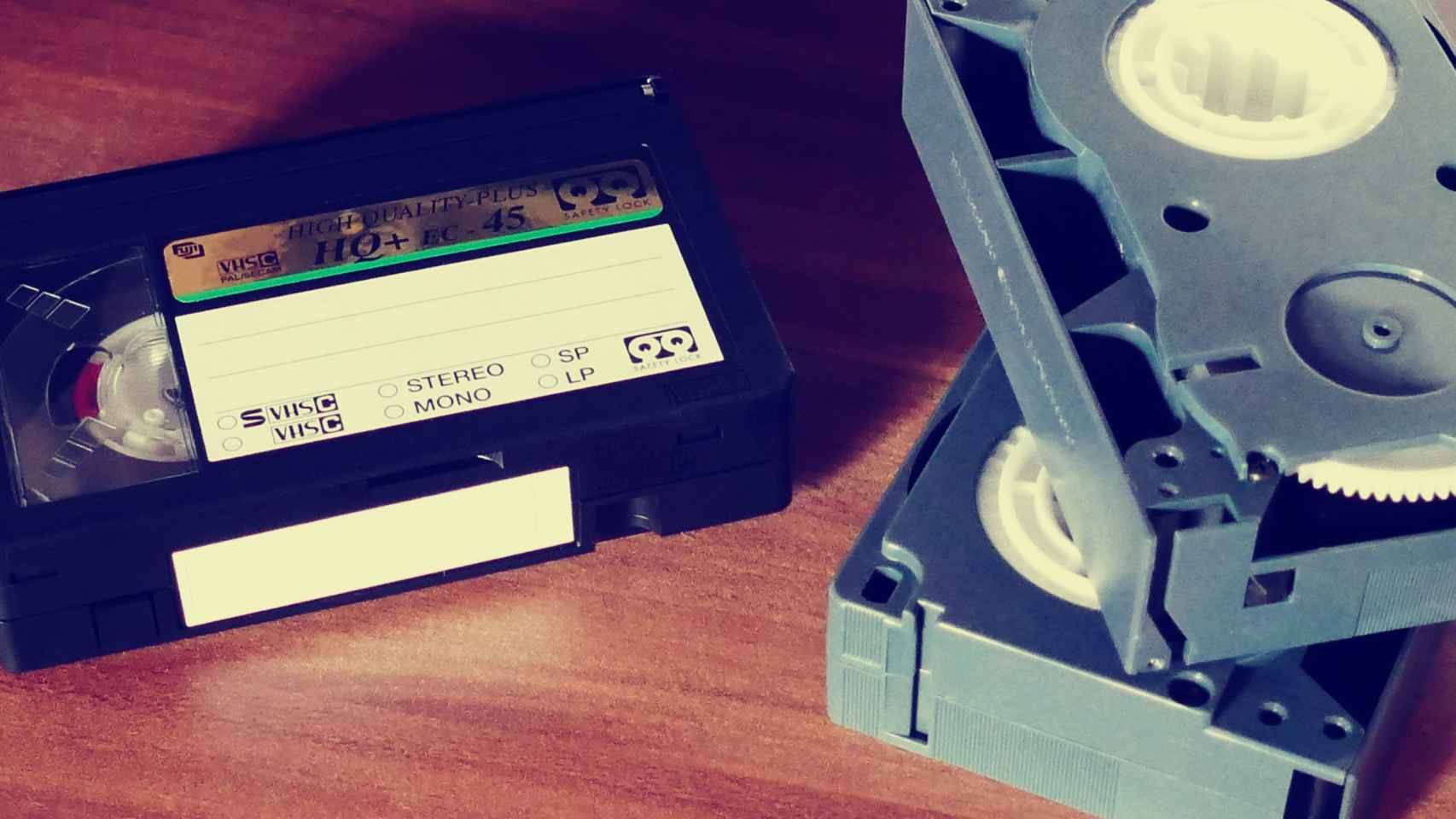 Cintas compactas de VHS / PEXELS