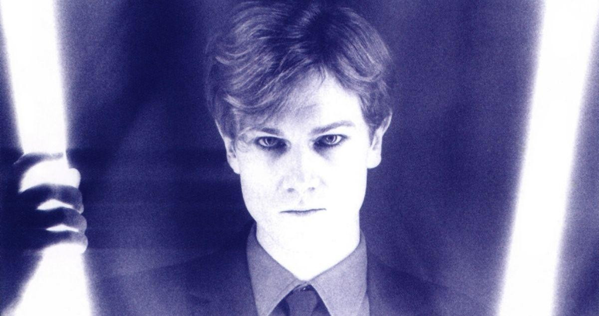 John Foxx en la portada del álbum recopilatorio 'Modern Art - The Best Of John Foxx' / FLICKR