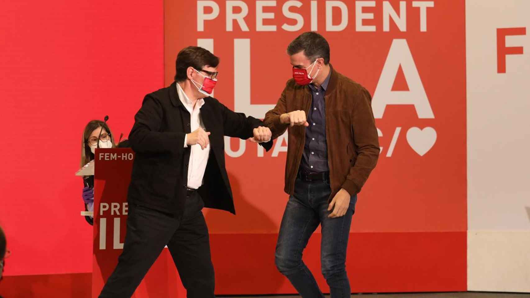 El presidente del Gobierno, Pedro Sánchez, en un acto de campaña con el candidato del PSC, Salvador Illa, en Salou / PSC