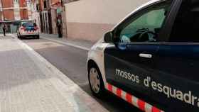 Dos coches de los Mossos Esquadra / EUROPA PRESS