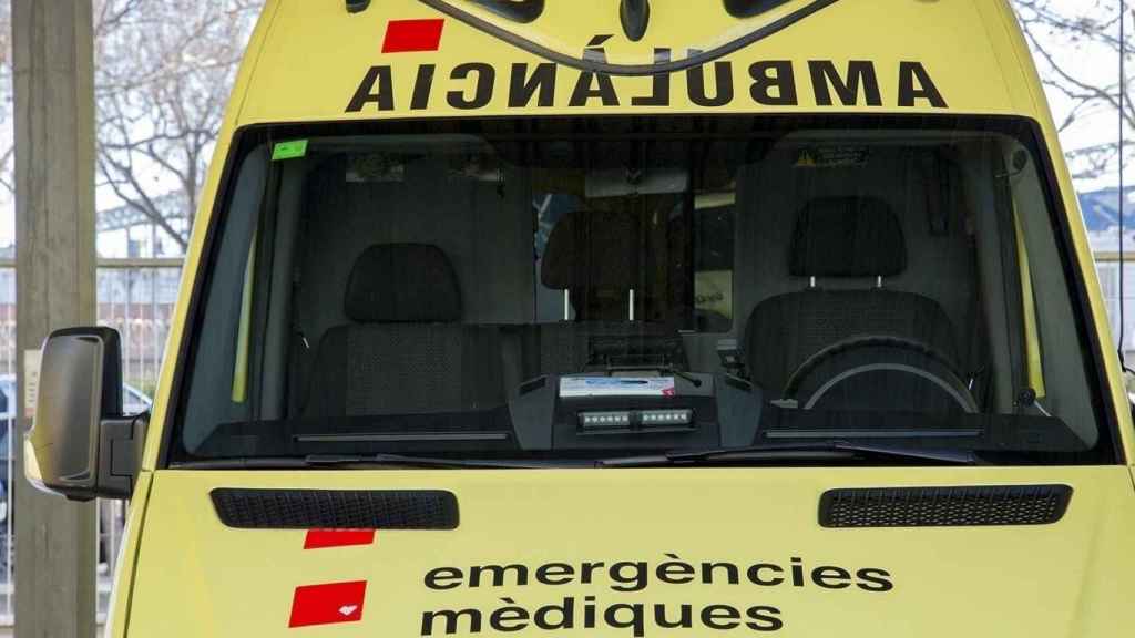 Ambulancia del SEM en la que trasladaron a la mujer atropellada / EP