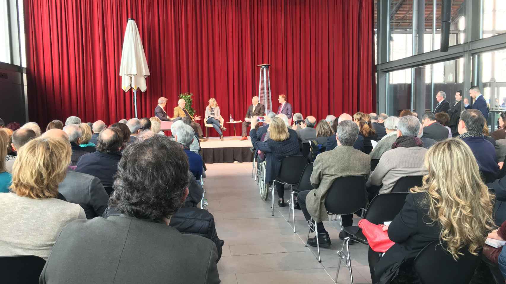 El acto de presentación del Libro blanco de las terrazas de Barcelona / CG