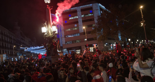 Centenares de personas celebran en La Rambla de Barcelona la victoria de Marruecos en el Mundial / EP