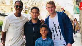 Patrick Kluivert, con Matthijs de Ligt y sus hijos / INSTAGRAM