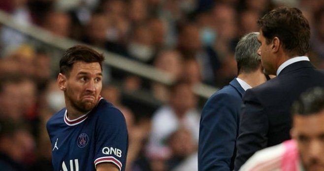 Tremendo enfado de Messi con Pochettino al ser sustituido / REDES