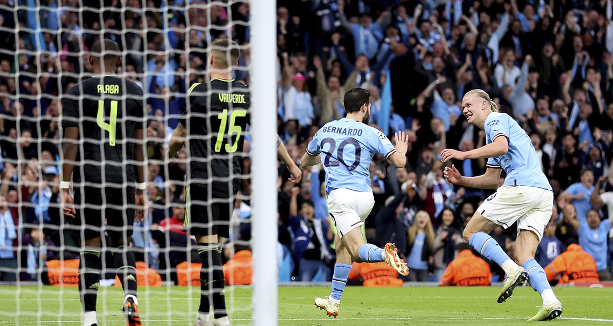 Bernardo Silva y Haaland festejan el primer gol del City contra el Real Madrid EFE