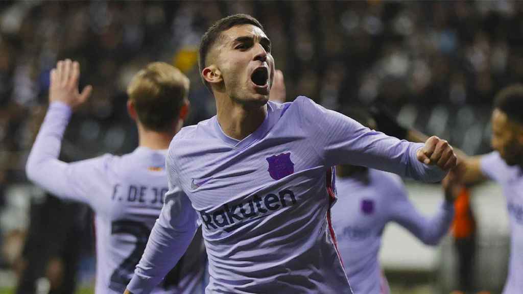 Ferran Torres celebra su gol al Eintracht de Frankfurt / EFE