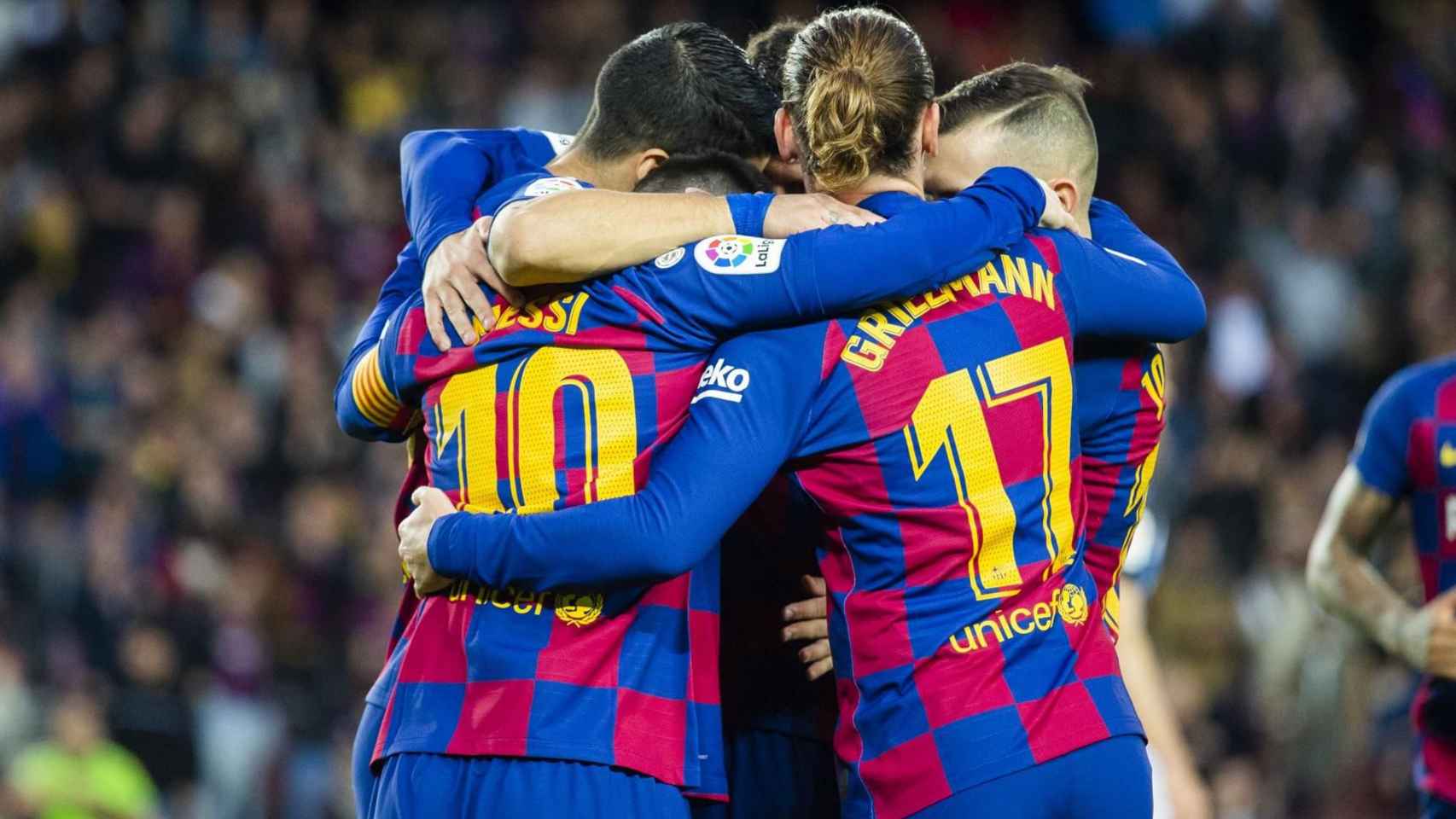 Leo Messi y Antoine Griezmann celebrando un gol contra el Alavés / FC Barcelona