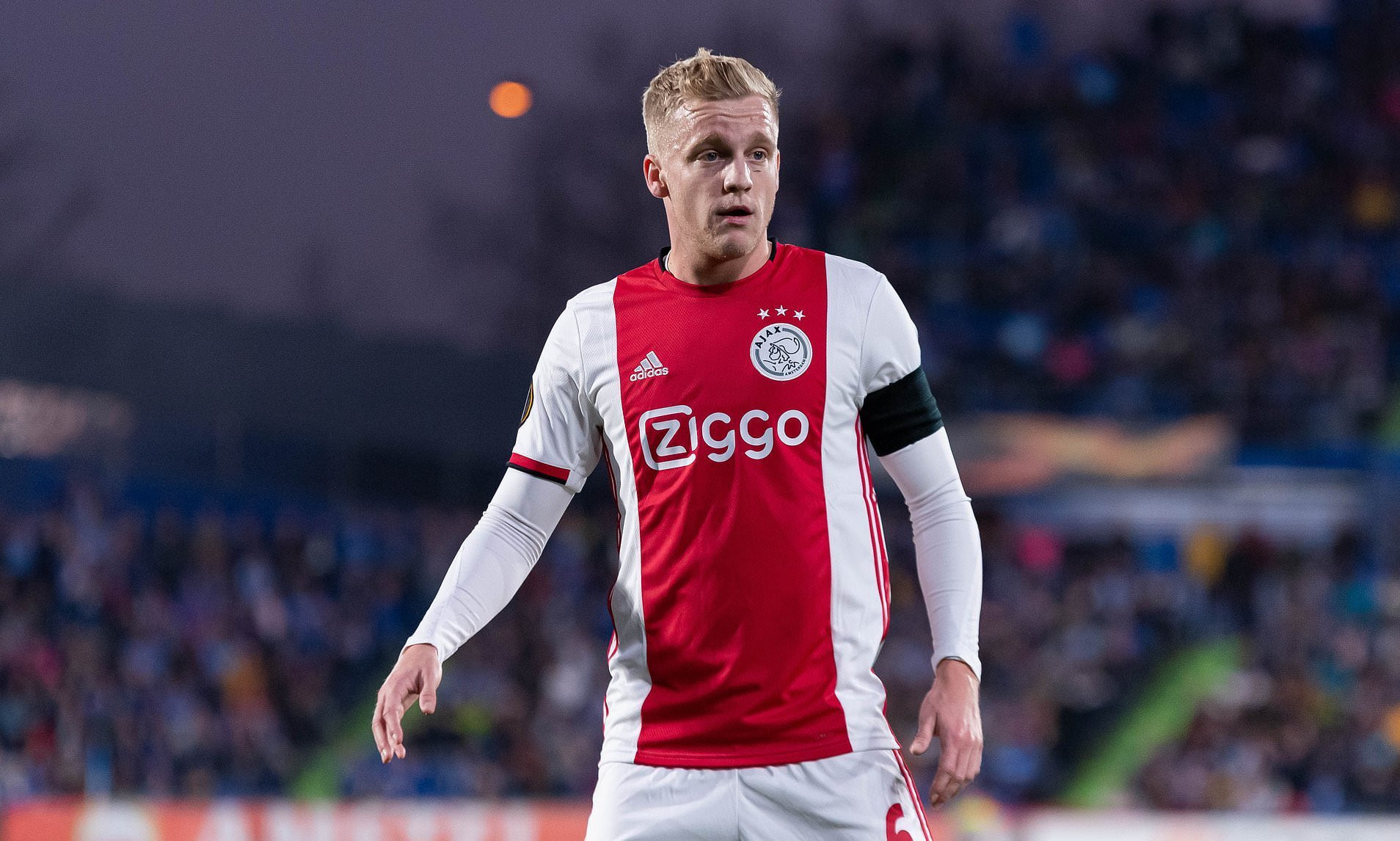 Donny van de Beek con el Ajax / REDES