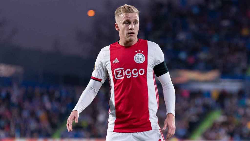 Donny van de Beek con el Ajax / REDES