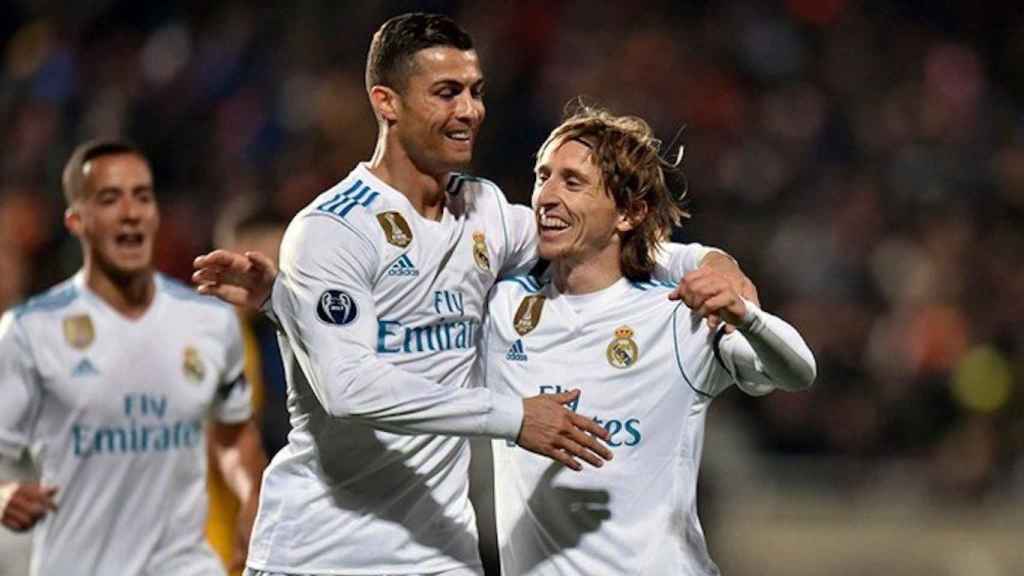 Una foto de archivo de Cristiano Ronaldo y Luka Modric en el Real Madrid / EFE