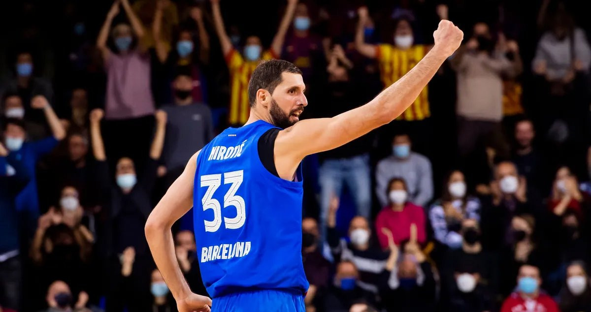 Mirotic celebra una canasta ante el Real Madrid en el Palau Blaugrana / FCB