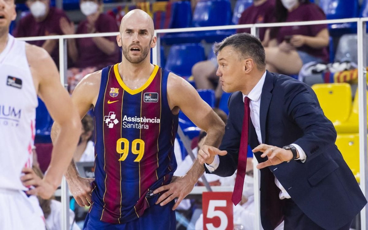 Sarunas Jasikevicus, junto a Nick Calathes, en un momento de la última final de la Liga ACB / FCB