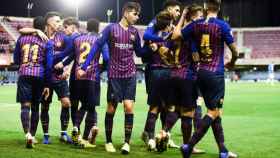 Los futbolistas del Barça B celebran un tanto / EFE