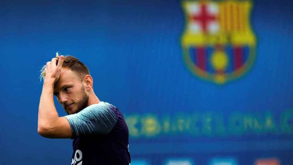 Rakitic, en un entrenamiento del Barça / FCB