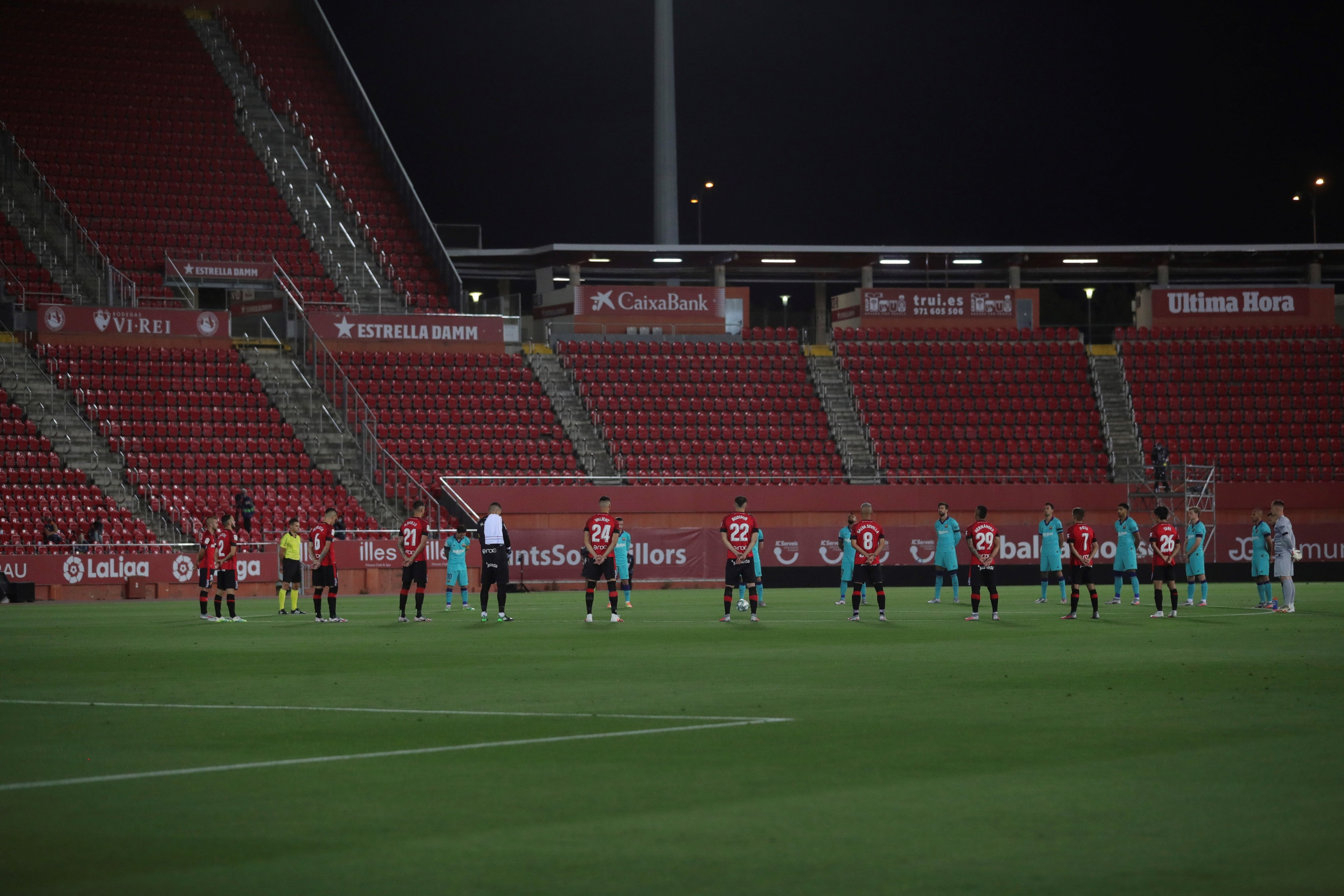 Estadio de Son Moix vacío en el Mallorca - Barça / EFE