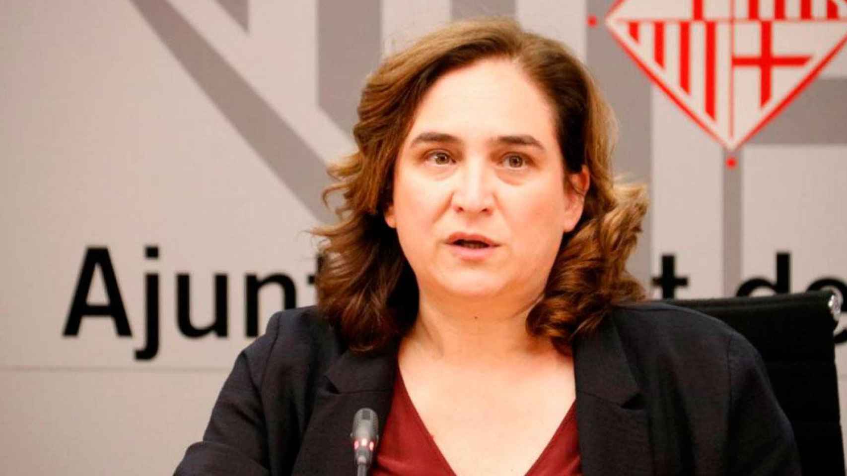 Ada Colau, alcaldesa de Barcelona, durante una comparecencia pública para dar cuenta de las medidas contra la pandemia / CG