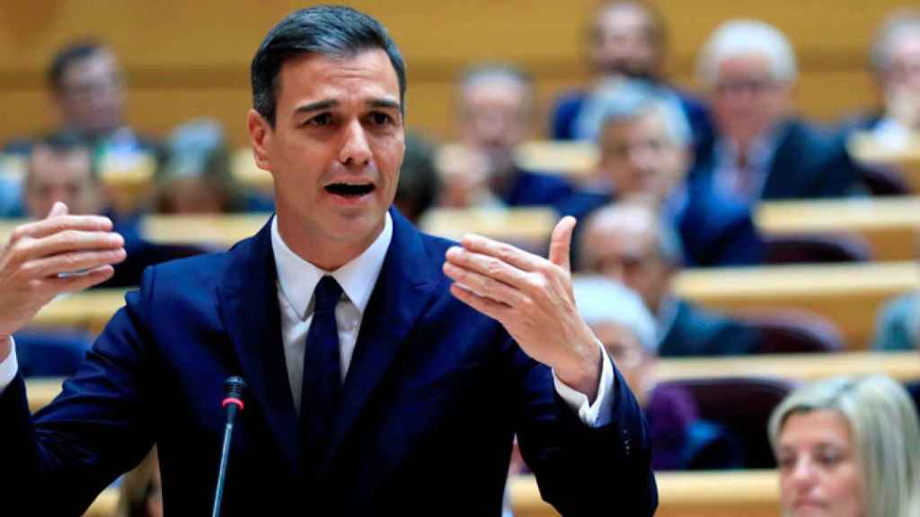 El presidente del Gobierno, Pedro Sánchez, en una sesión de control en el Senado / EFE