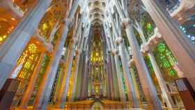 Interior de la Sagrada Familia / SF