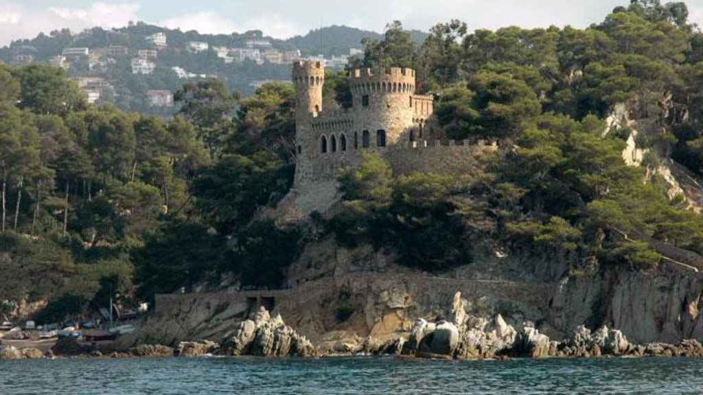 Imagen de una cala de Lloret de Mar, una de las playas catalanas con badera azul en 2019 / WIKIPEDIA