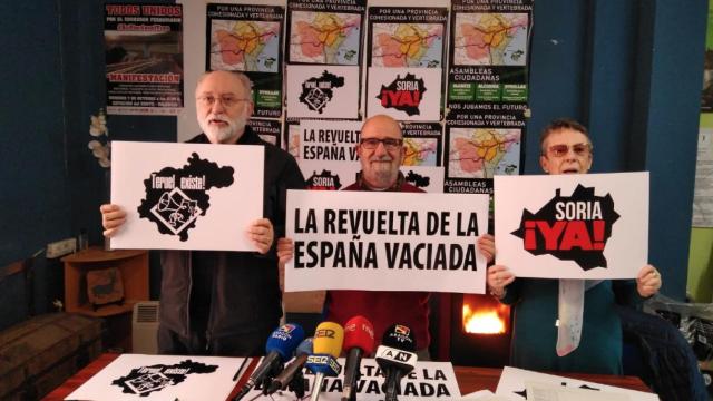 Miembros de las plataformas 'Soria ¡Ya!' y 'Teruel Existe' / TWITTER