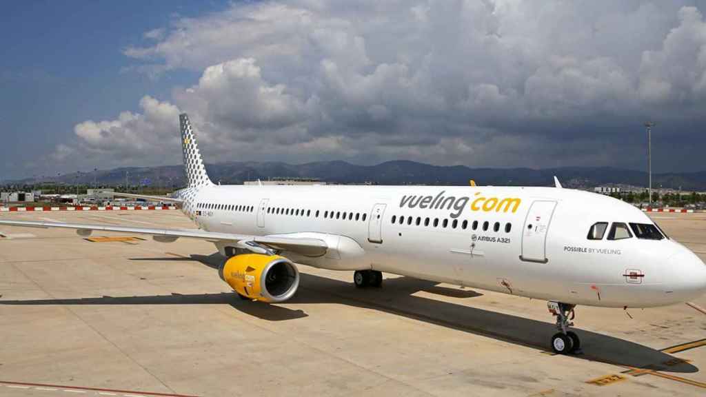 Un avión de la aerolínea Vueling / VUELING