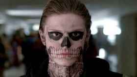 Evan Peters, en la serie 'American Horror Story' / DISNEY PLUS