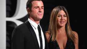 Una foto de archivo de Jennifer Aniston y Justin Theroux