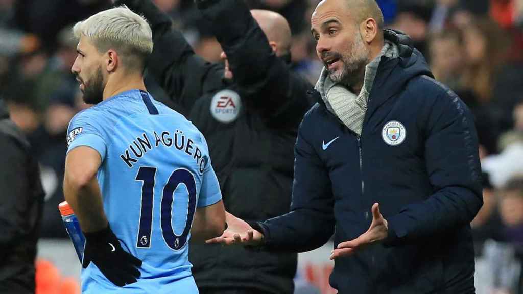 Sergio Agüero y Pep Guardiola en un partido del Manchester City / EFE