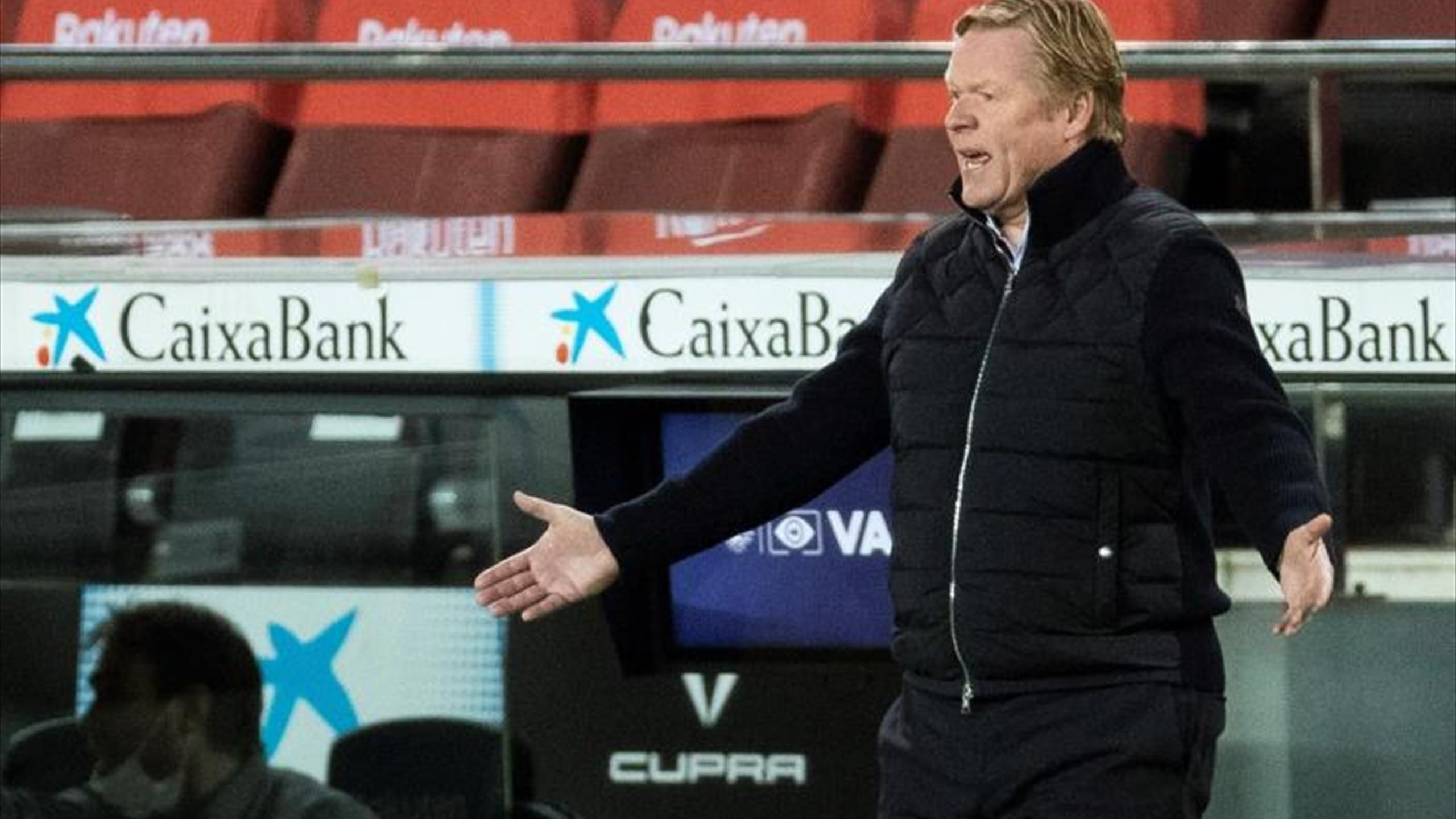 Ronald Koeman en un partido del Barça / EFE