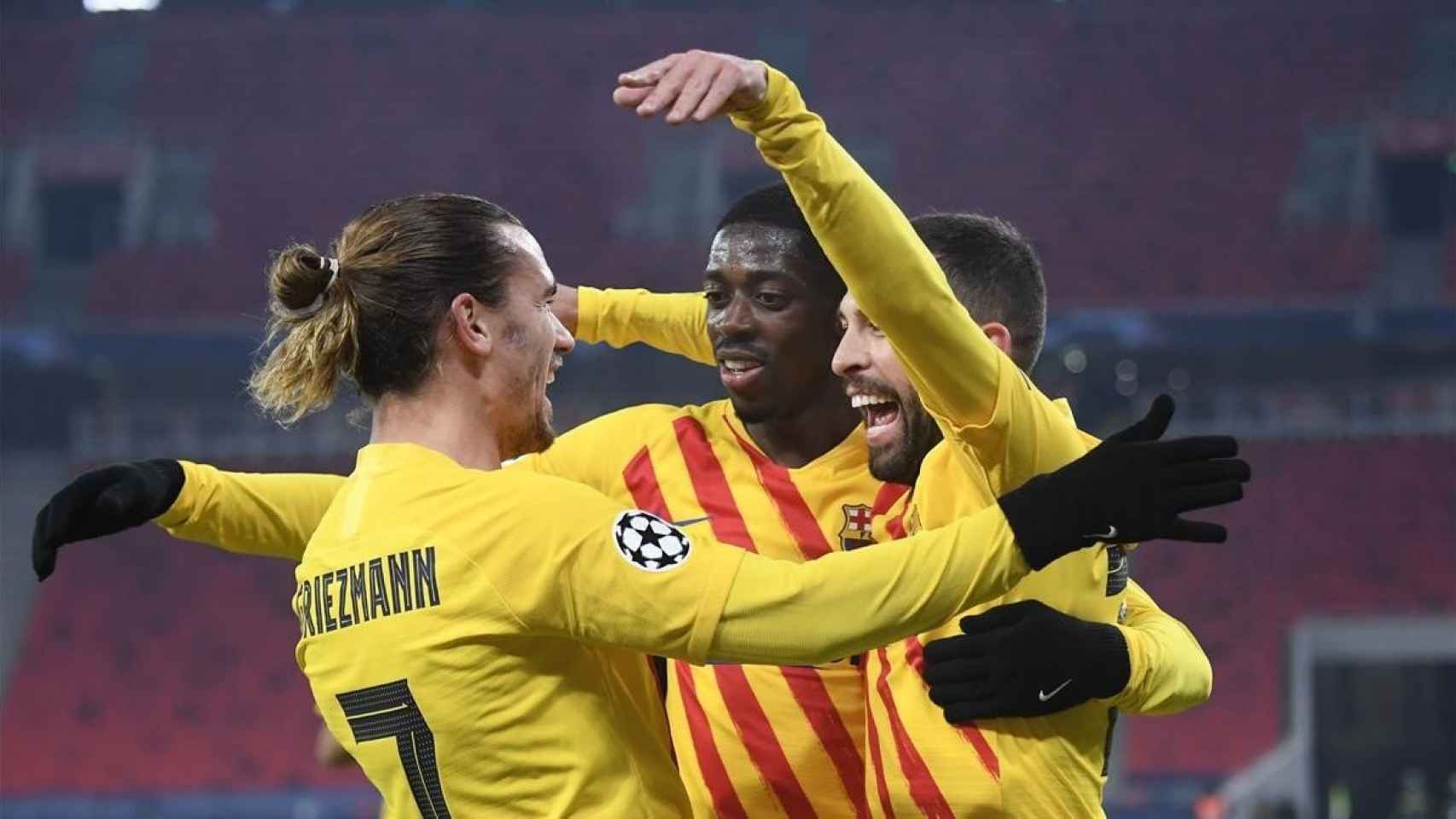 Griezmann, celebrando su gol con Dembelé y Jordi Alba | EP