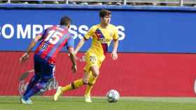 Sergi Roberto en una acción del partido contra el Eibar / FC Barcelona