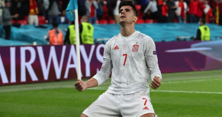 Morata celebrando un gol de España ante Italia / EFE