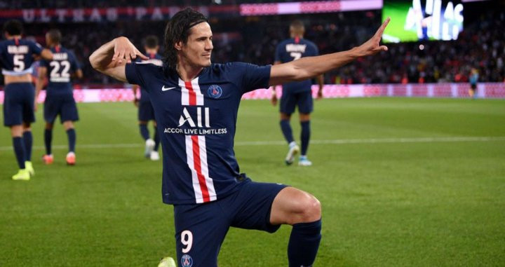 Cavani celebra un gol con el PSG | EFE