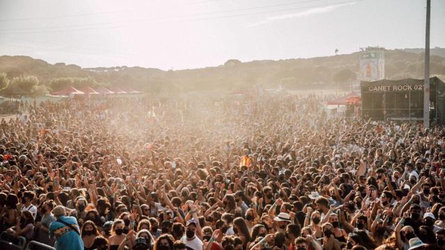 Concierto sin distancias de seguridad en Canet de Mar