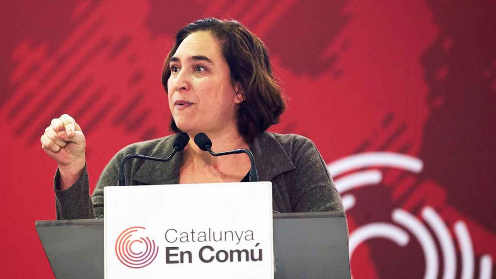 Ada Colau, alcaldesa de Barcelona, durante un acto de Catalunya en Comú, paraguas de la coalición que gobierna Barcelona / EFE