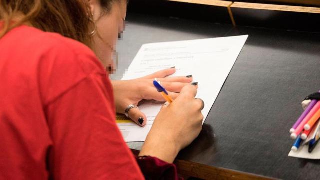 Examen de selectividad en la Universidad Pompeu Fabra de Barcelona / EFE