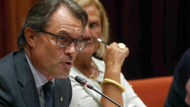 El presidente de la Generalitat, Artur Mas, durante su comparecencia ante la Diputación Permanente del Parlament