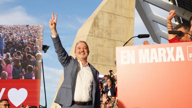Jaume collboni  en el puerto del Forum / GALA ESPÍN