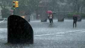 Imagen de archivo de una tormenta en Barcelona / EFE