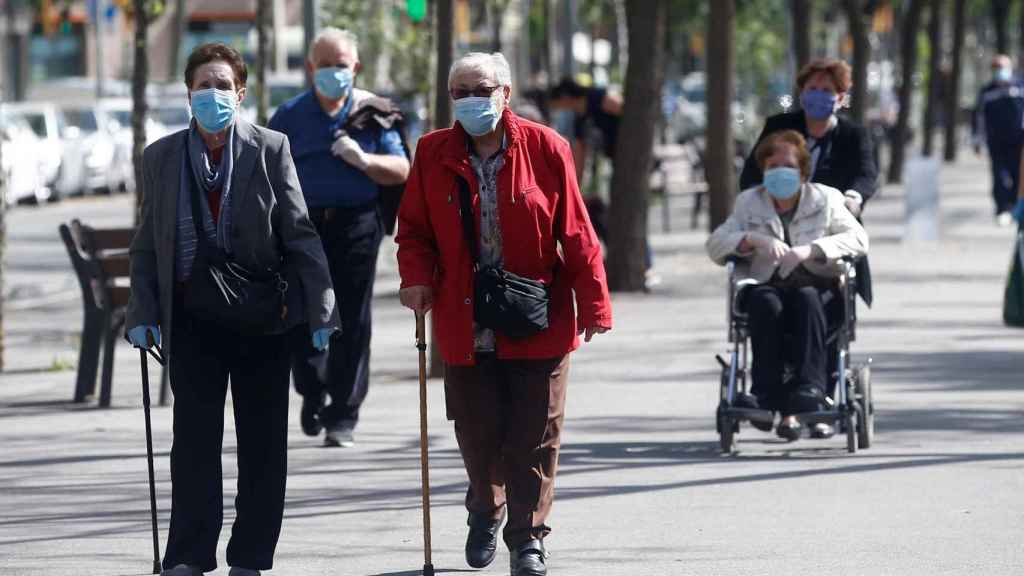 Paseos con mascarilla