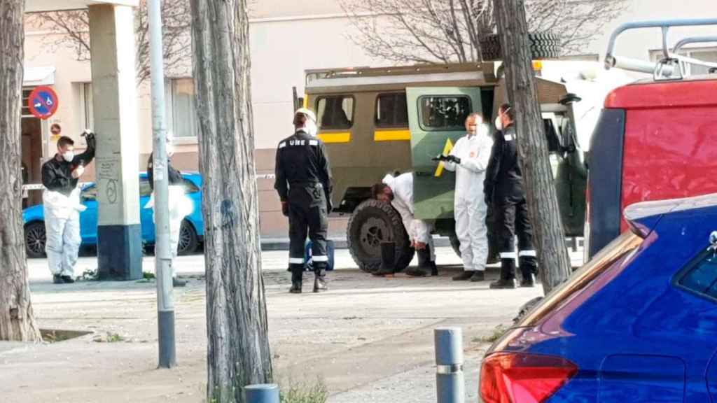 Imagen de la UME desplegada en la residencia Matacàs de Sant Adrià / TWITTER