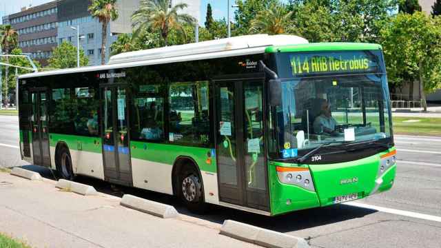 Imagen de un vehículo del servicio del bus de L'Hospitalet de