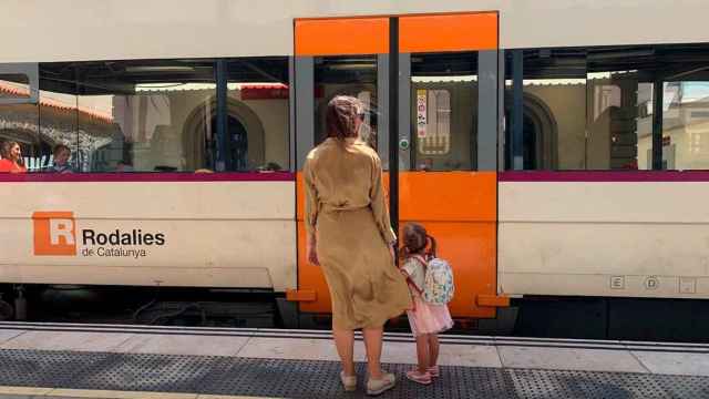 Un tren de Rodalies en una imagen de archivo, que verán mejorado su servicio con el contrato que Adif ha adjudicado a Alstom y TEA / RODALIES