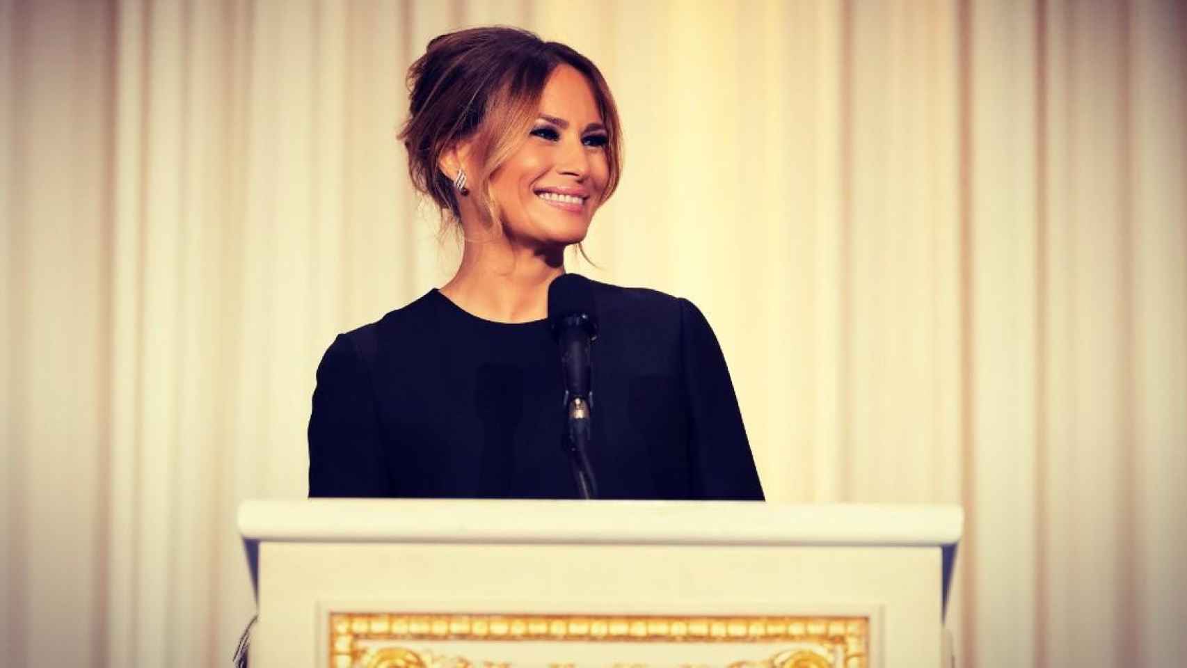 Melania Trump recibe un premio por su compromiso social como primera dama /EP