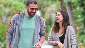 Ben Affleck y Ana de Armas, una de las parejas de famosos que más diferencia de edad se lleva / AGENCIAS