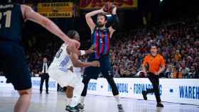 El Barça se lleva el clásico de la ACB / FCB