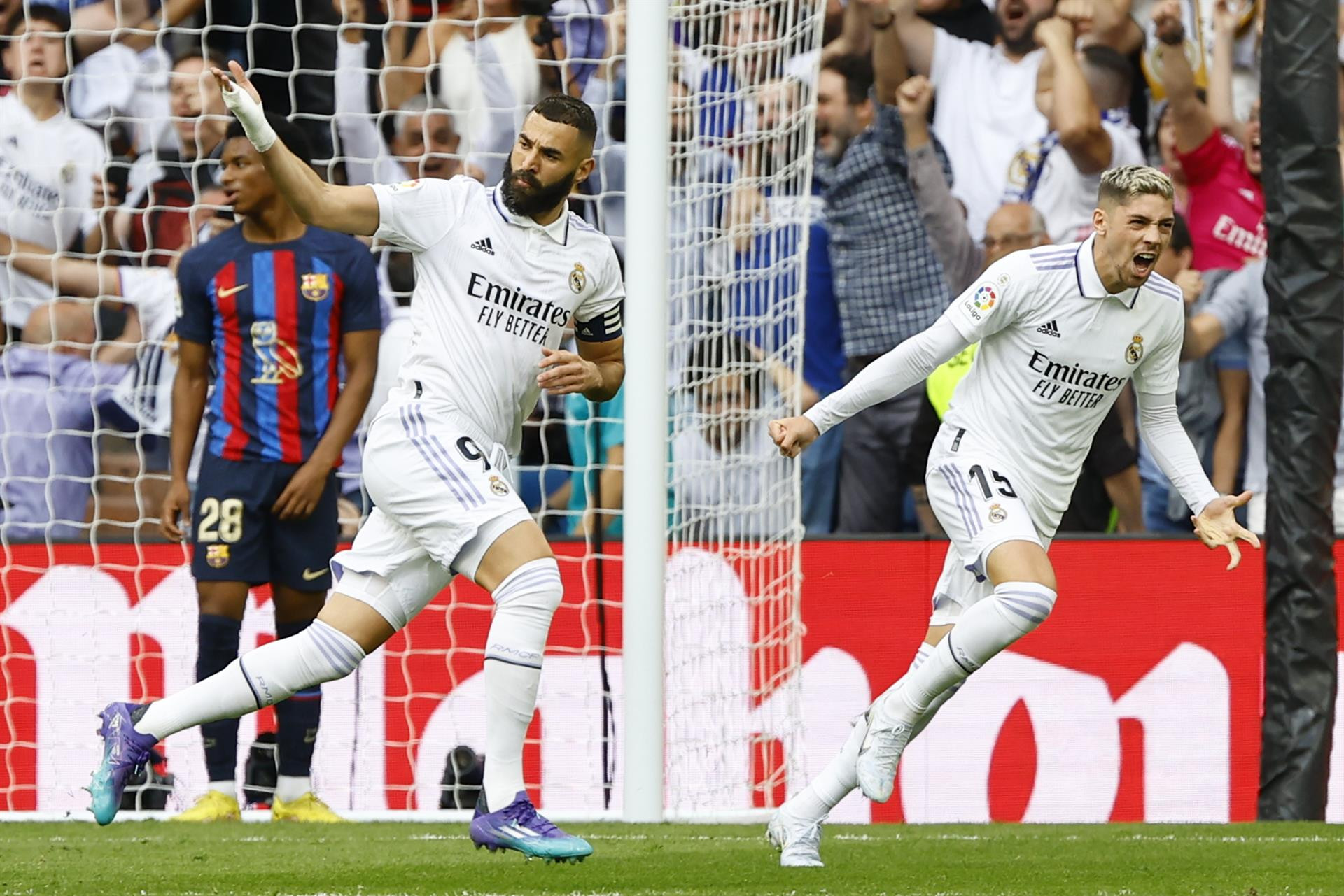 Benzema celebra su gol al Barça / EFE