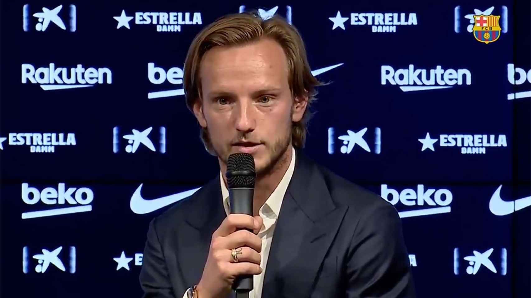 Iván Rakitic en su despedida del Barça / REDES